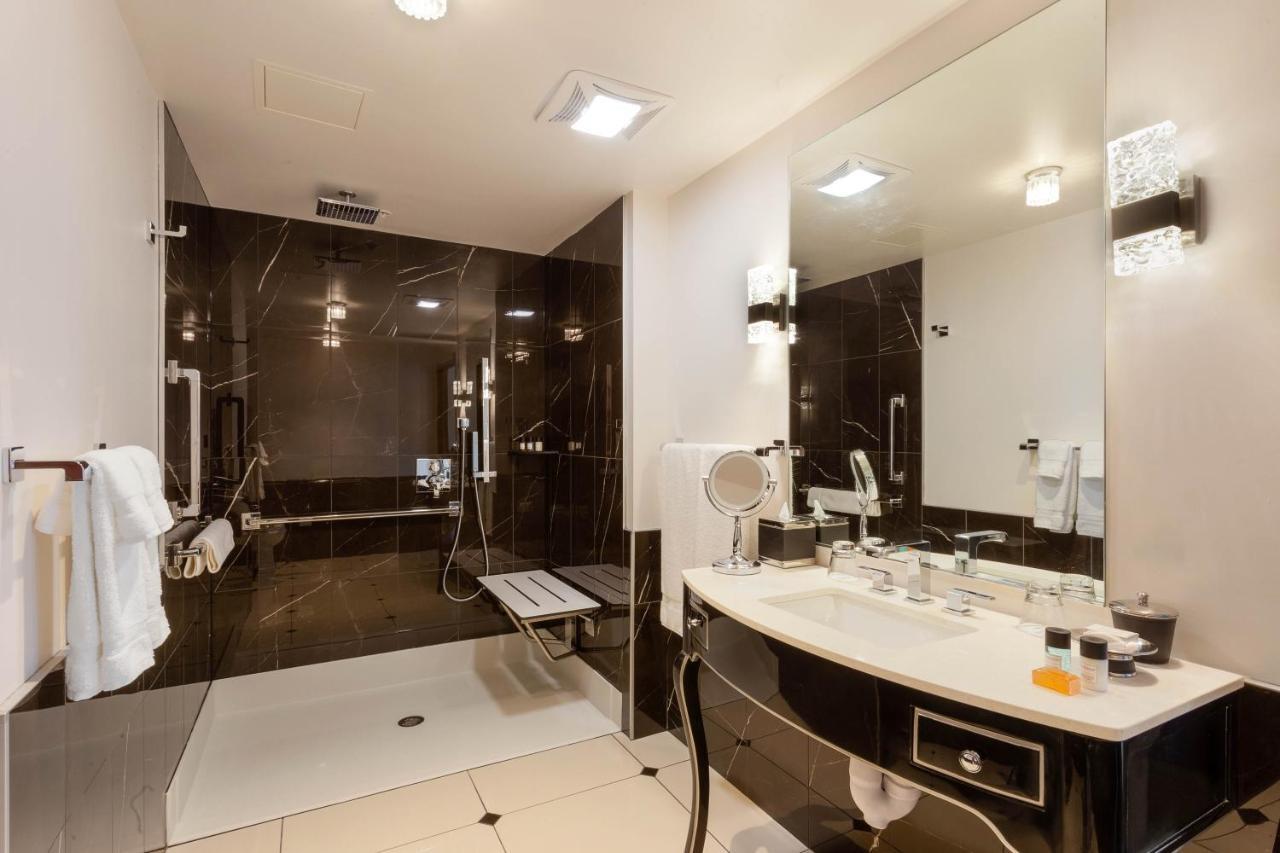 Hotel Retlaw, Trademark Collection By Wyndham Fond du Lac Εξωτερικό φωτογραφία